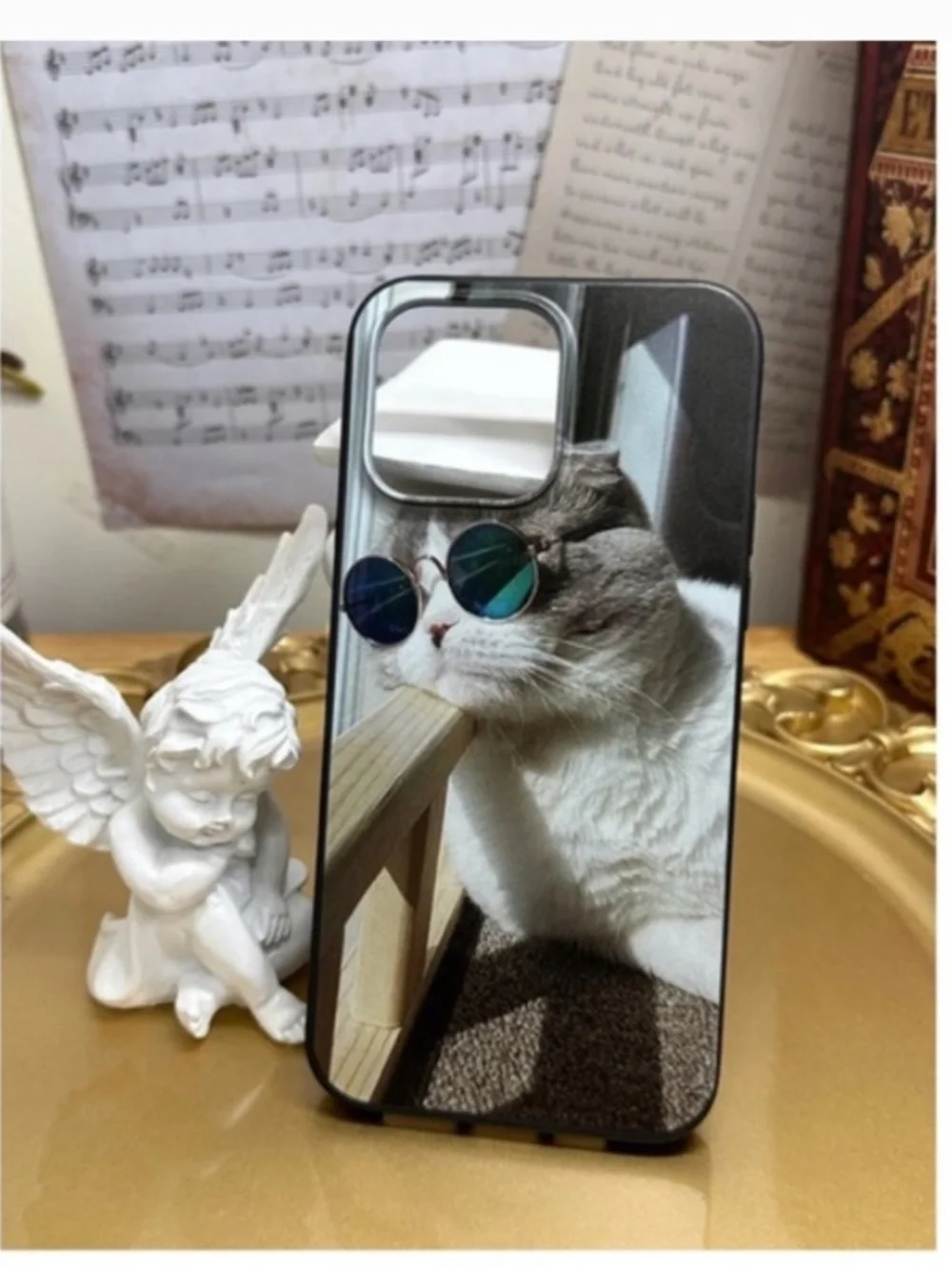 4 items .iphone 14/14plus/14pro/14promax cat case